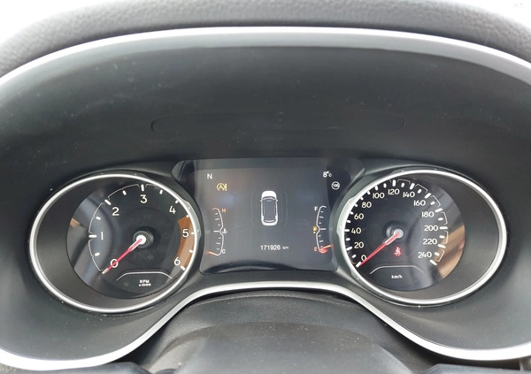 Jeep Compass cena 65900 przebieg: 171000, rok produkcji 2018 z Sanok małe 352